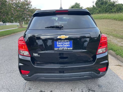 Used 2020 Chevrolet Trax LS w/ Tint and Cruise Package image 5