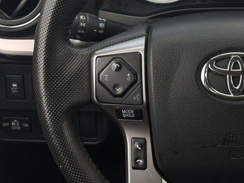 Used 2023 Toyota Tacoma SR5 w/ Technology Package AWD/4WD image 16