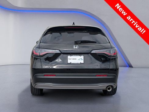Used 2025 Honda HR-V Sport image 4