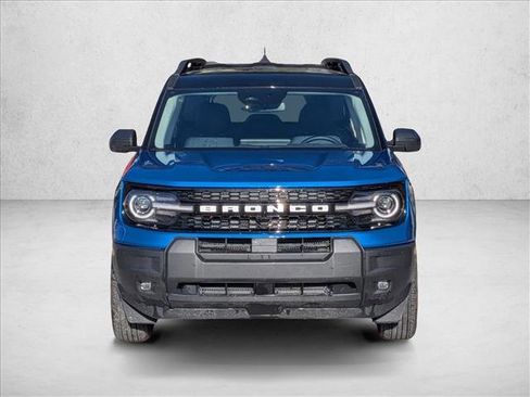 Used 2025 Ford Bronco Sport Outer Banks image 2