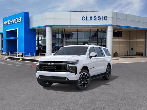 New 2026 Chevrolet Suburban RST w/ Comfort Package AWD/4WD image 8