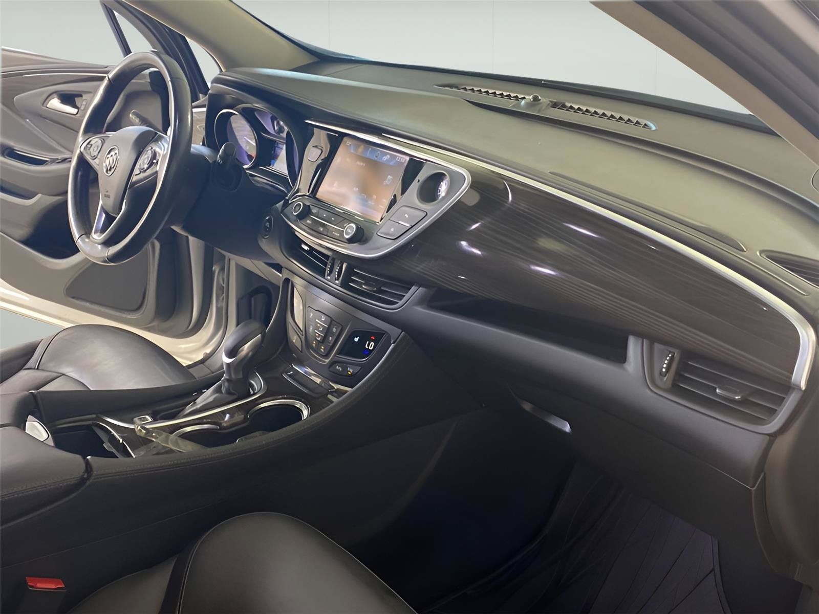 Certified 2019 Buick Envision Essence AWD/4WD image 4