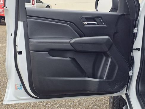 Used 2023 Chevrolet Colorado LT w/ LT Convenience Package III image 15