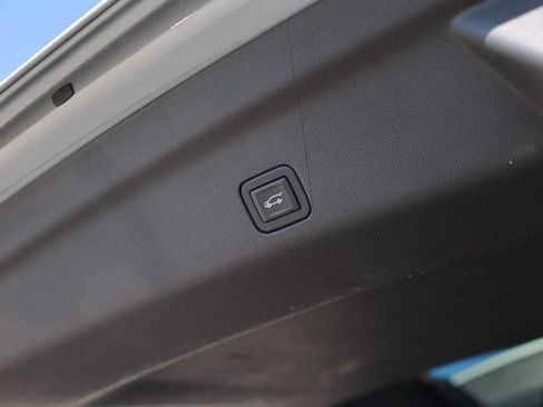 Used 2023 Cadillac Escalade ESV Sport Platinum w/ Heavy-Duty Trailer Package AWD/4WD image 45