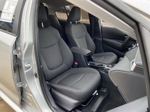 Used 2020 Toyota Corolla LE image 19