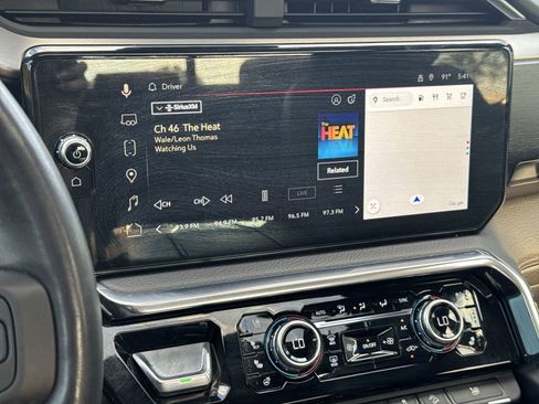 Used 2024 GMC Sierra 1500 Denali w/ Technology Package image 23