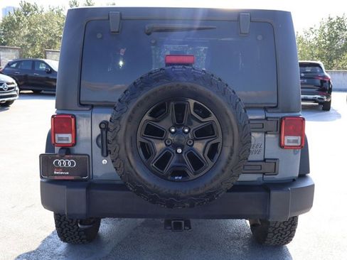 Used 2015 Jeep Wrangler Sport AWD/4WD image 7