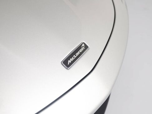 Used 2022 McLaren GT RWD image 36