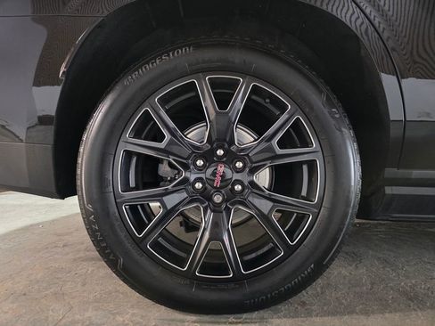 Used 2023 GMC Yukon Denali w/ Denali Reserve Package AWD/4WD image 30