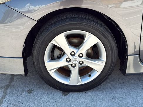 Used 2013 Toyota Corolla S FWD image 18