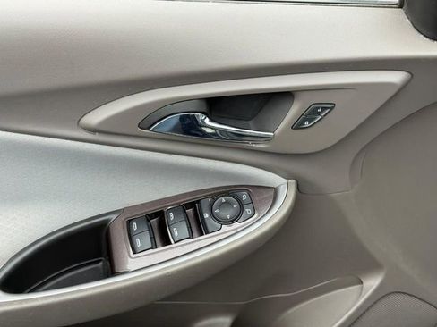 Used 2023 Chevrolet Malibu LT image 17