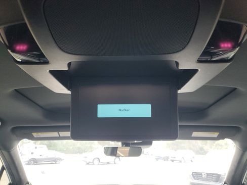 Certified 2021 Honda Pilot Black Edition image 10