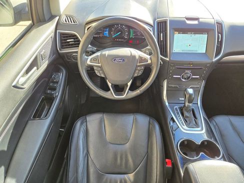Used 2016 Ford Edge Titanium w/ Technology Package image 8
