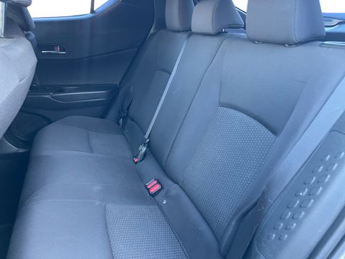 Used 2018 Toyota C-HR XLE image 13