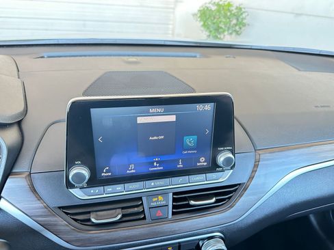 Used 2024 Nissan Altima 2.5 SV image 21