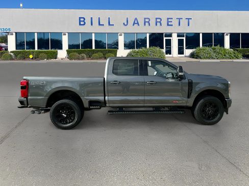 New 2026 Ford F250 Lariat w/ Black Appearance Package image 3