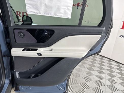 New 2026 Lincoln Aviator 2WD image 24