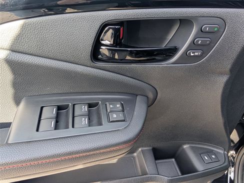 Used 2025 Honda Passport Black Edition image 22