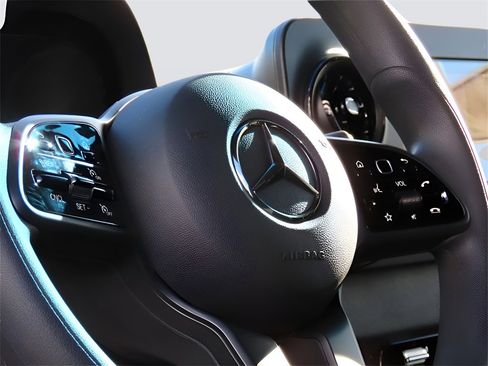 Used 2024 Mercedes-Benz Sprinter 2500 image 32