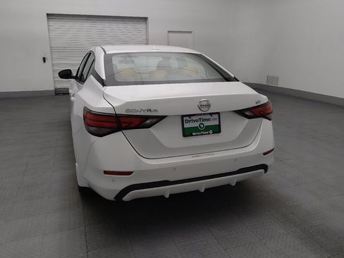 Used 2022 Nissan Sentra SV w/ SV Premium Package FWD image 6