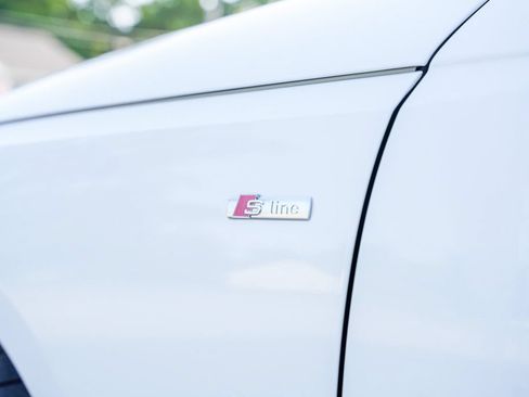 Used 2023 Audi A4 2.0T Premium Plus AWD/4WD image 5