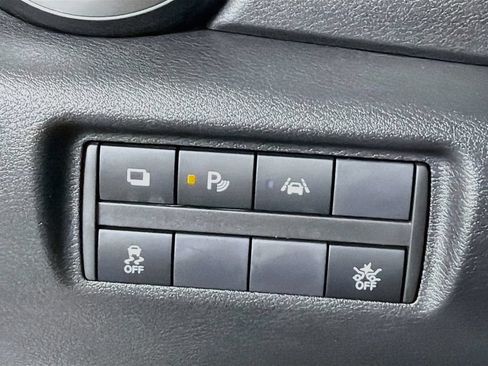 Used 2025 Nissan Versa S w/ Trunk Package FWD image 15