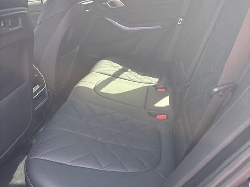 Used 2023 BMW X5 xDrive40i w/ Premium Package image 5