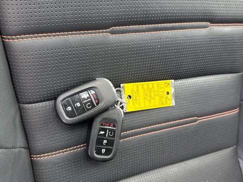 Used 2023 Honda CR-V Sport Touring image 6