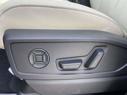 New 2025 Audi Q5 Premium Plus w/ Premium Plus image 18