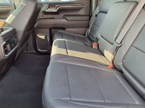 Used 2023 GMC Sierra 1500 SLT RWD image 11