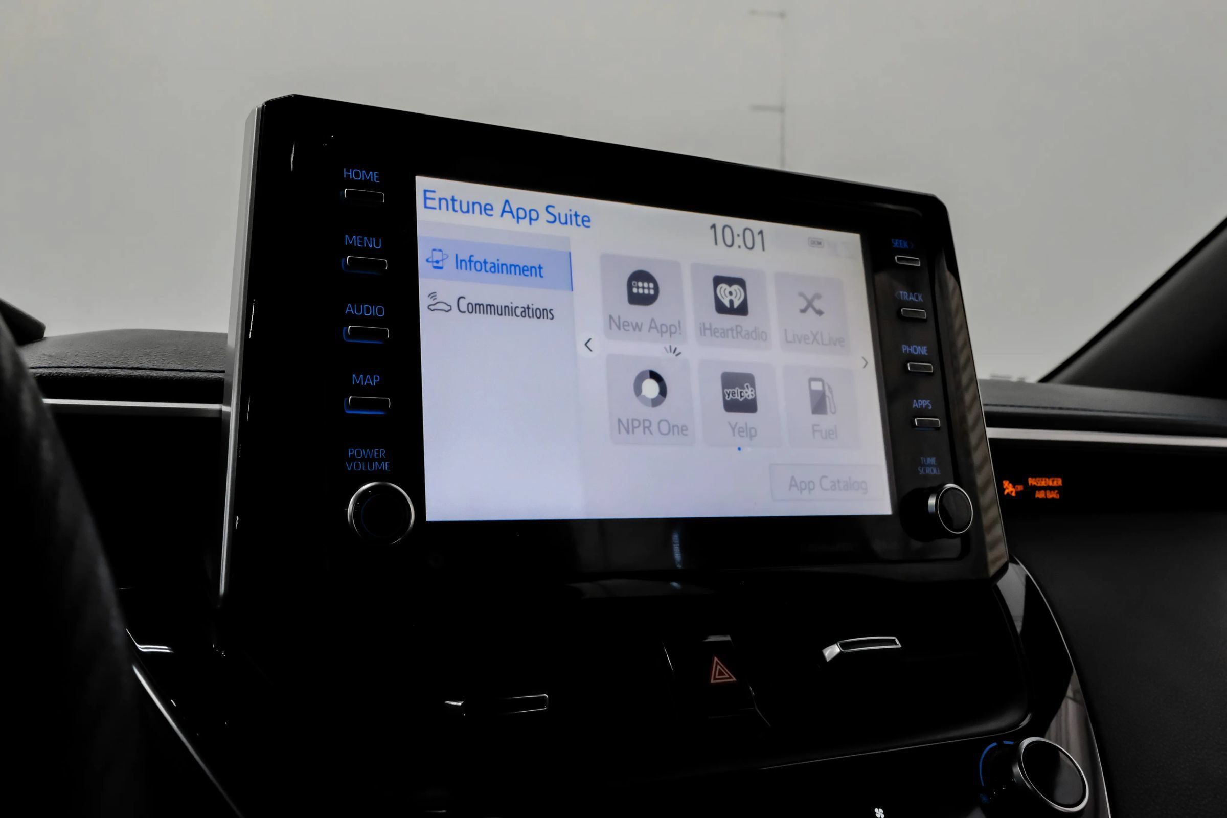 Used 2020 Toyota Corolla XSE FWD image 35