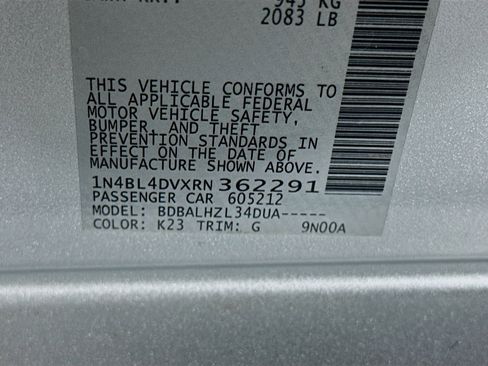 Used 2024 Nissan Altima 2.5 SV image 12