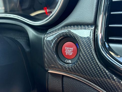 Used 2019 Jeep Grand Cherokee SRT AWD/4WD image 33