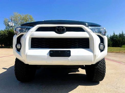 Used 2018 Toyota 4Runner SR5 Premium AWD/4WD image 15