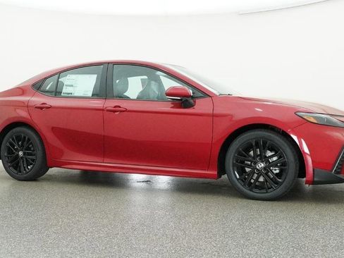 New 2026 Toyota Camry SE image 12