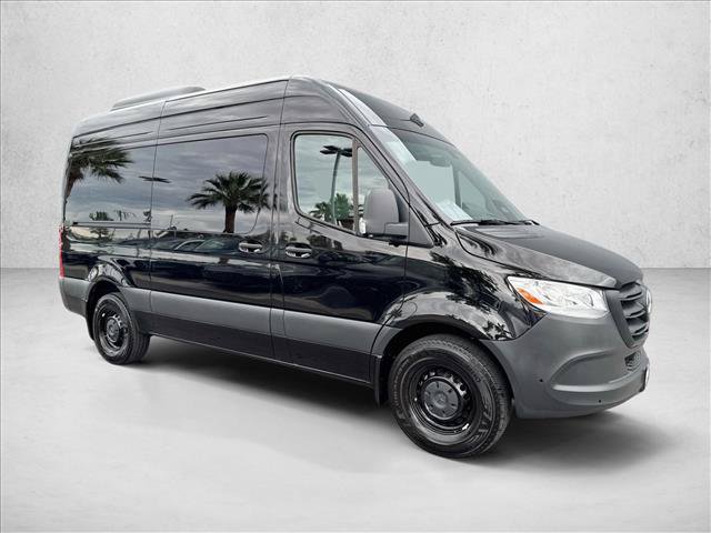 Used 2025 Mercedes-Benz Sprinter 2500 image 3