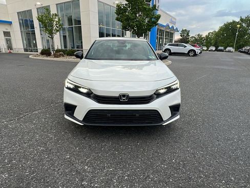 Used 2024 Honda Civic Sport image 9