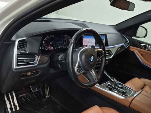 Used 2022 BMW X5 xDrive40i AWD/4WD image 11