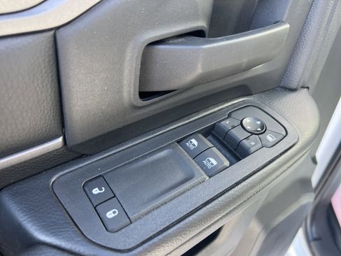 Used 2025 RAM 3500 Tradesman image 10