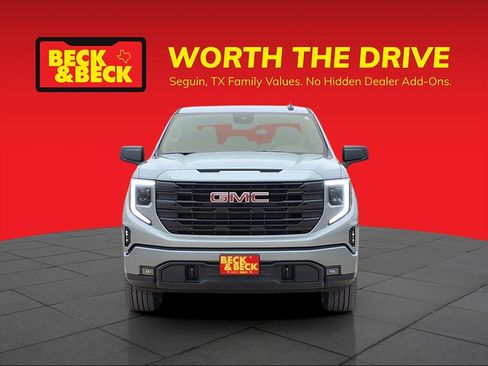 New 2026 GMC Sierra 1500 Elevation image 2