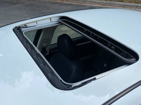Used 2018 INFINITI Q50 Luxe RWD image 40