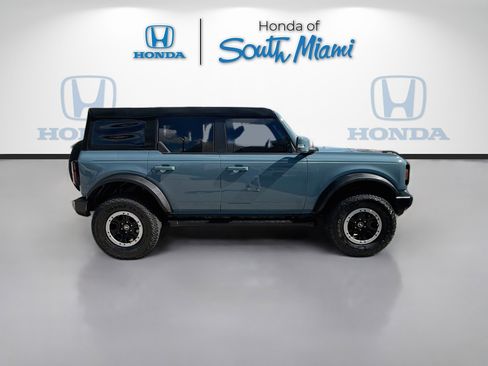 Used 2023 Ford Bronco Outer Banks w/ Sasquatch Package AWD/4WD image 8