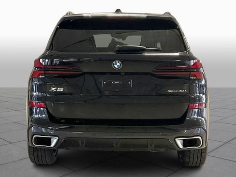 Used 2025 BMW X5 xDrive40i w/ M Sport Package image 4