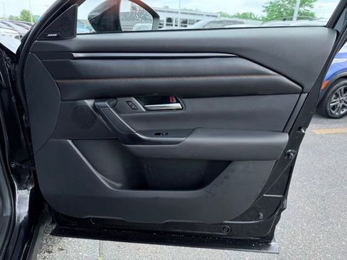 Used 2025 MAZDA CX-50 AWD 2.5 S w/ Premium Plus Pkg image 17