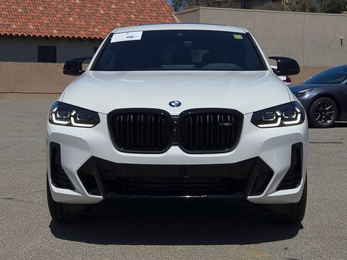 Certified 2024 BMW X4 M40i w/ Premium Package AWD/4WD image 2
