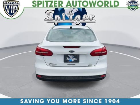 Used 2017 Ford Focus SE FWD image 9