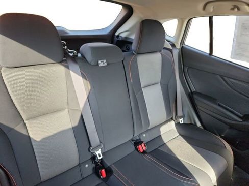 Used 2023 Subaru Crosstrek 2.0i Premium image 18