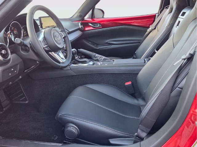 New 2026 MAZDA MX-5 Miata Grand Touring RWD image 4