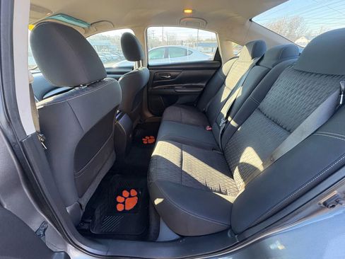Used 2018 Nissan Altima 2.5 S w/ S Convenience Package image 11
