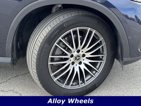 Used 2023 Mercedes-Benz GLC 300 GLC 300 image 14